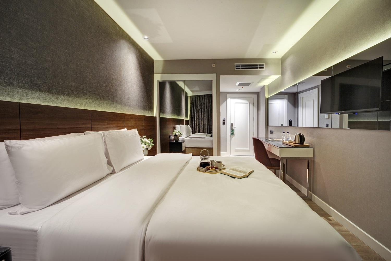 Dora Pera Hotel 24
