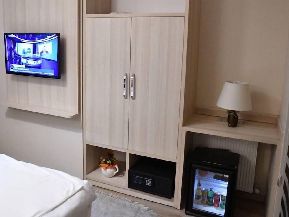 Hotel Mavirem 8