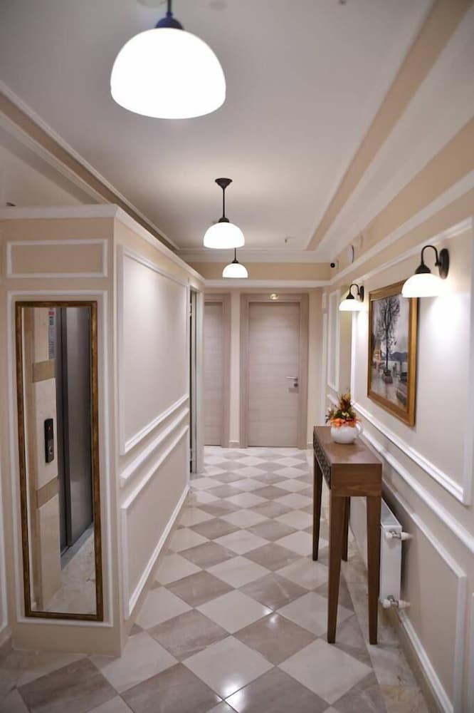 Hotel Mavirem 18