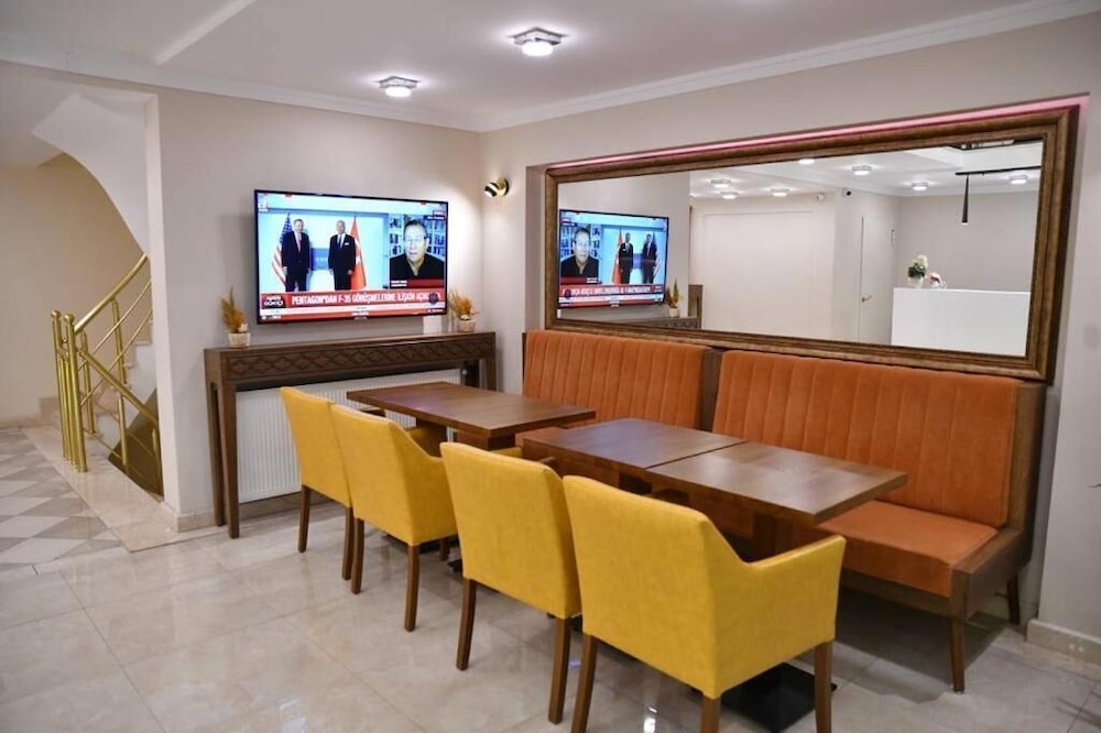 Hotel Mavirem 14