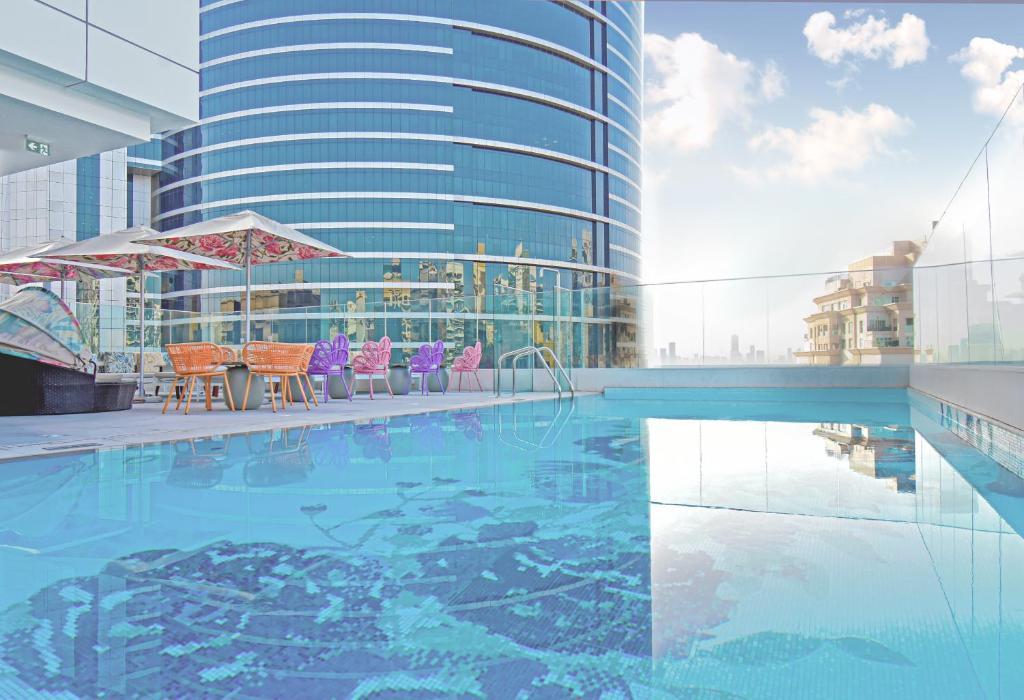Premier Inn Dubai Barsha Heights 13