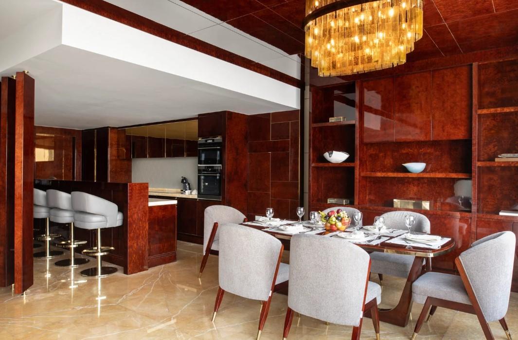 The Bentley Luxury Hotel And Suites 6