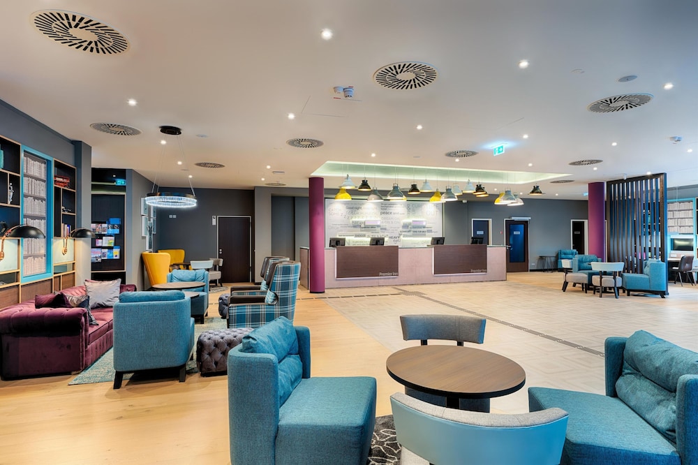 Premier Inn Düsseldorf City Friedrichstadt 2