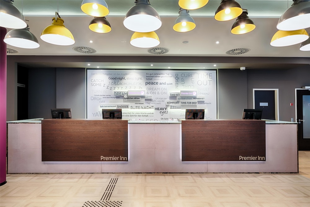 Premier Inn Düsseldorf City Friedrichstadt 3
