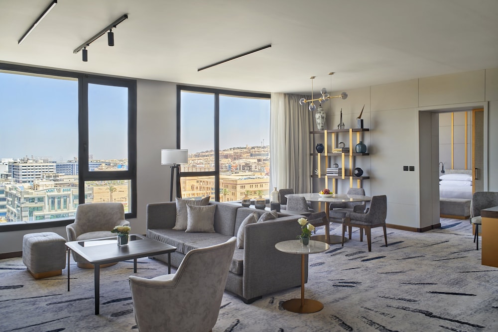 Crowne Plaza West Cairo Arkan 8