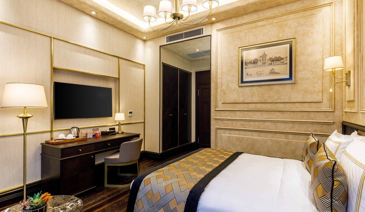 Cronton Design Hotel 8