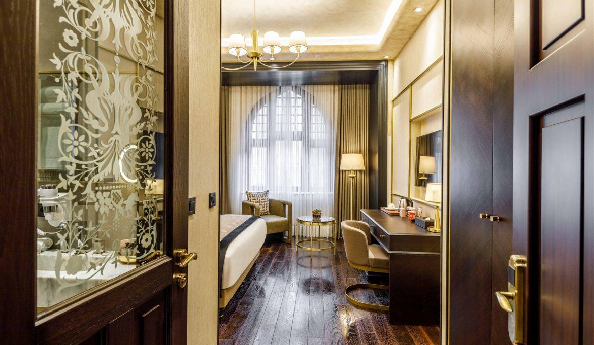 Cronton Design Hotel 11