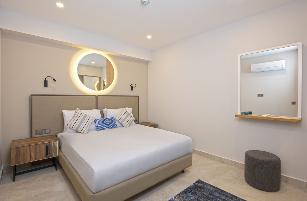 A Suite Side 6