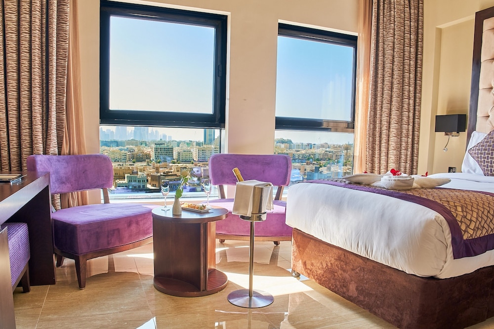 Carlton Dubai Creek Hotel 6