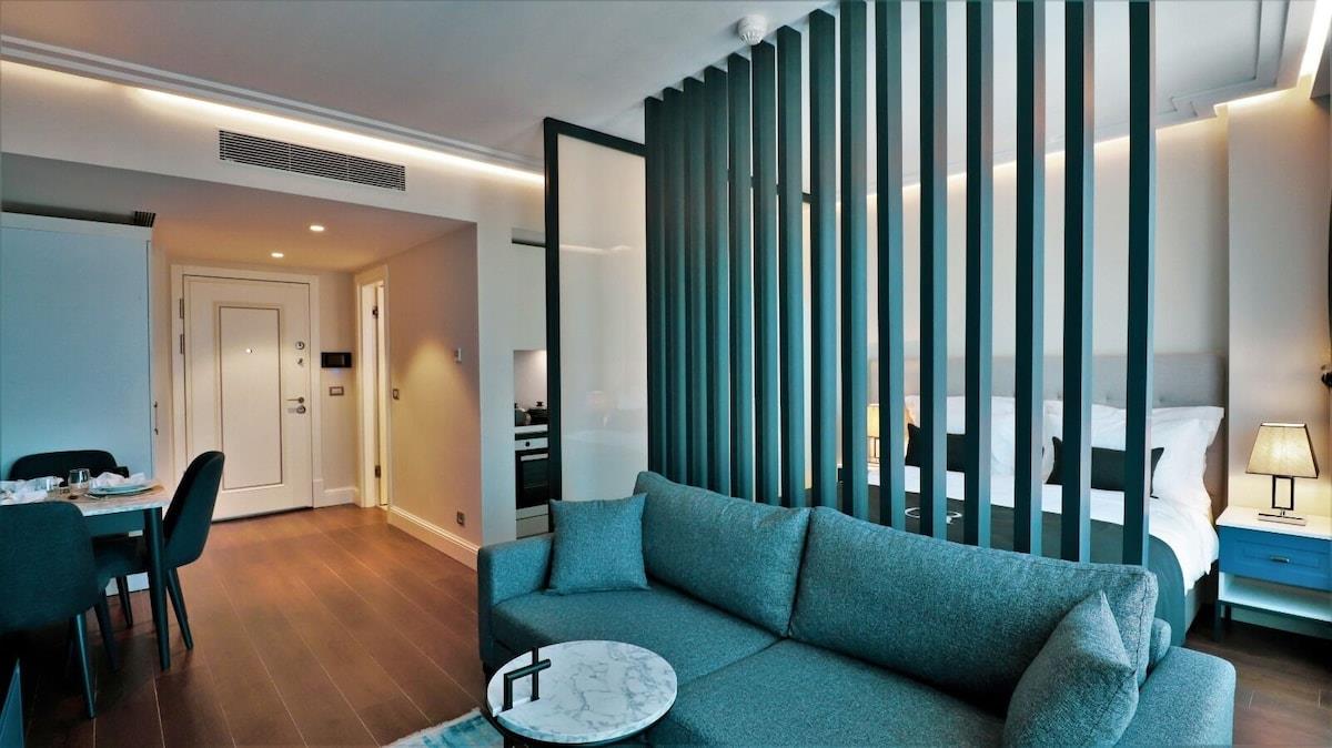 Garlon Residence 16