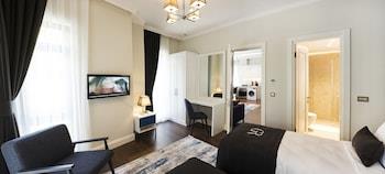 Garlon Residence 19