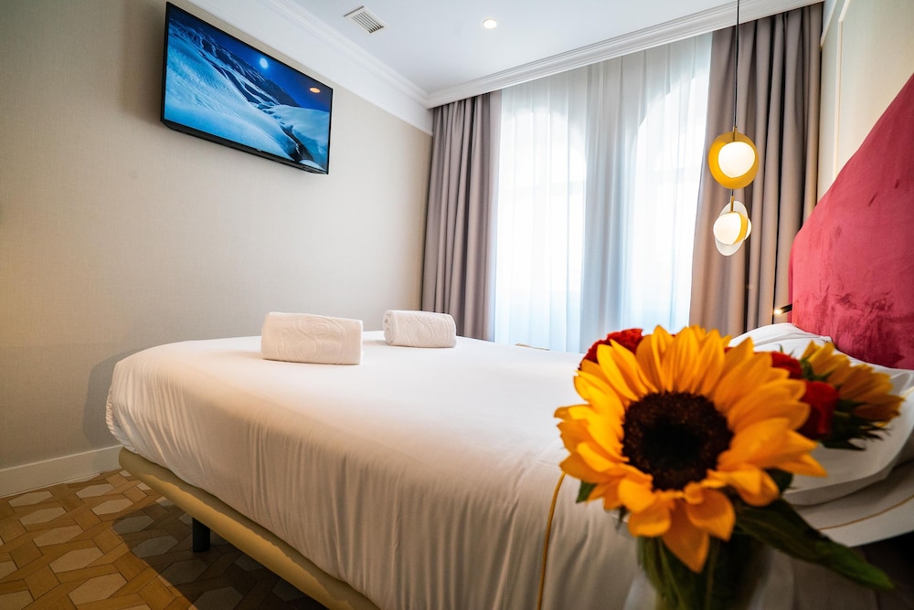 SmartRental Collection Gran Via Capital 23