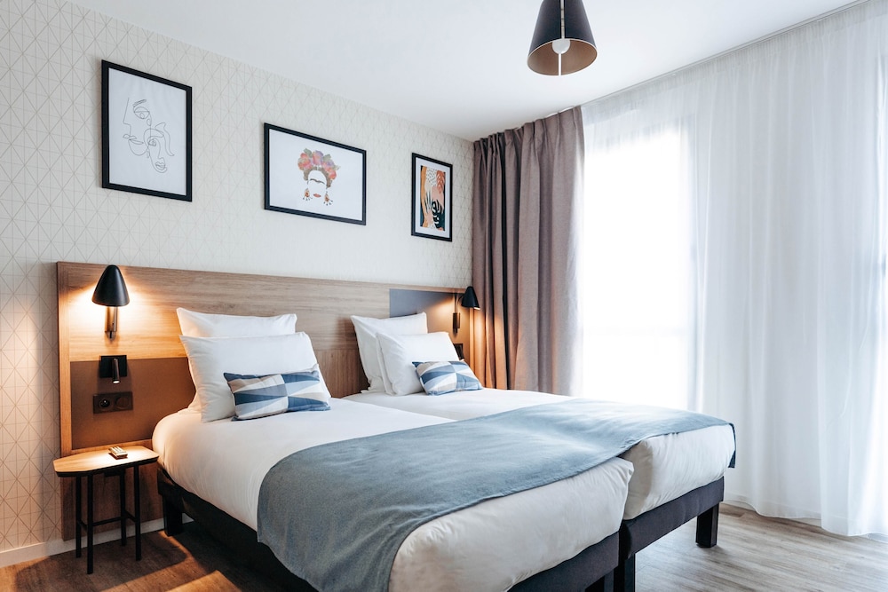 Appart City Confort SaintGermain en Laye 11