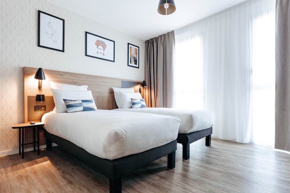 Appart City Confort SaintGermain en Laye 12