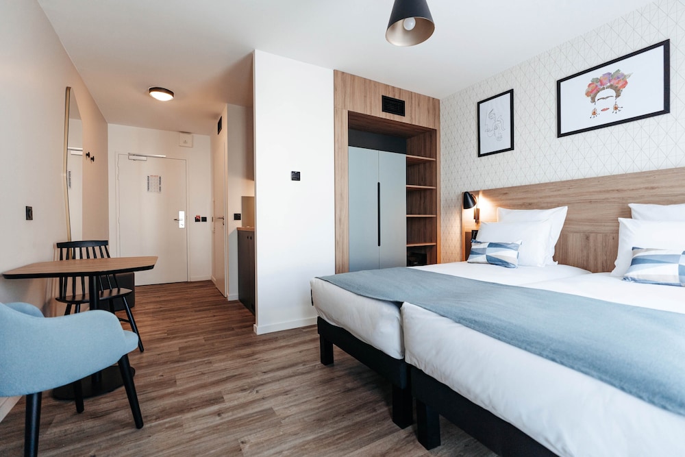 Appart City Confort SaintGermain en Laye 14