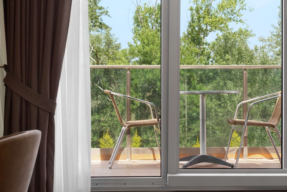 Ramada by Wyndham Istanbul Sile 14