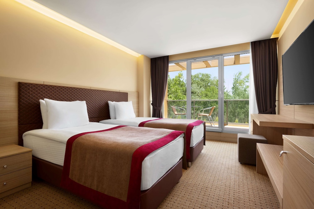 Ramada by Wyndham Istanbul Sile 16