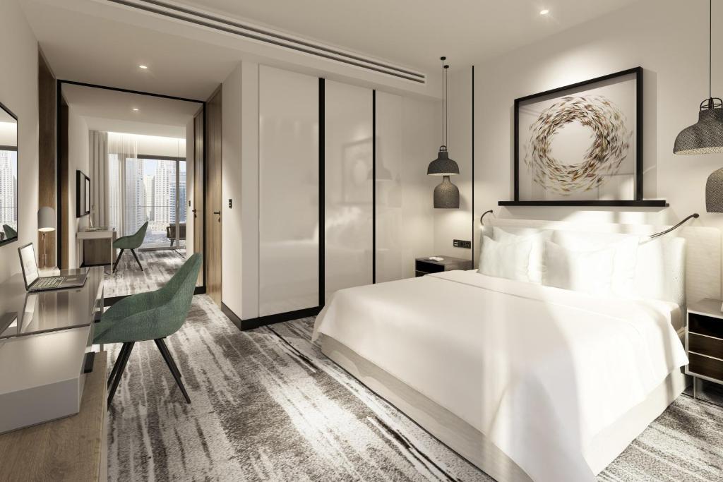 Vida Dubai Marina & Yacht Club 8