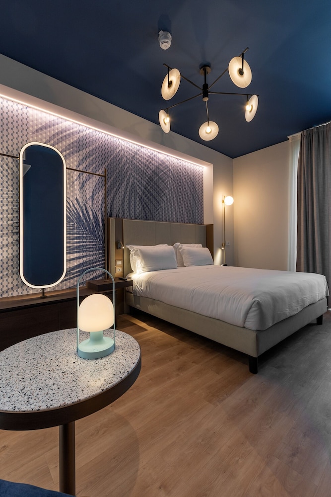 Boutique Hotel Martini 17 6