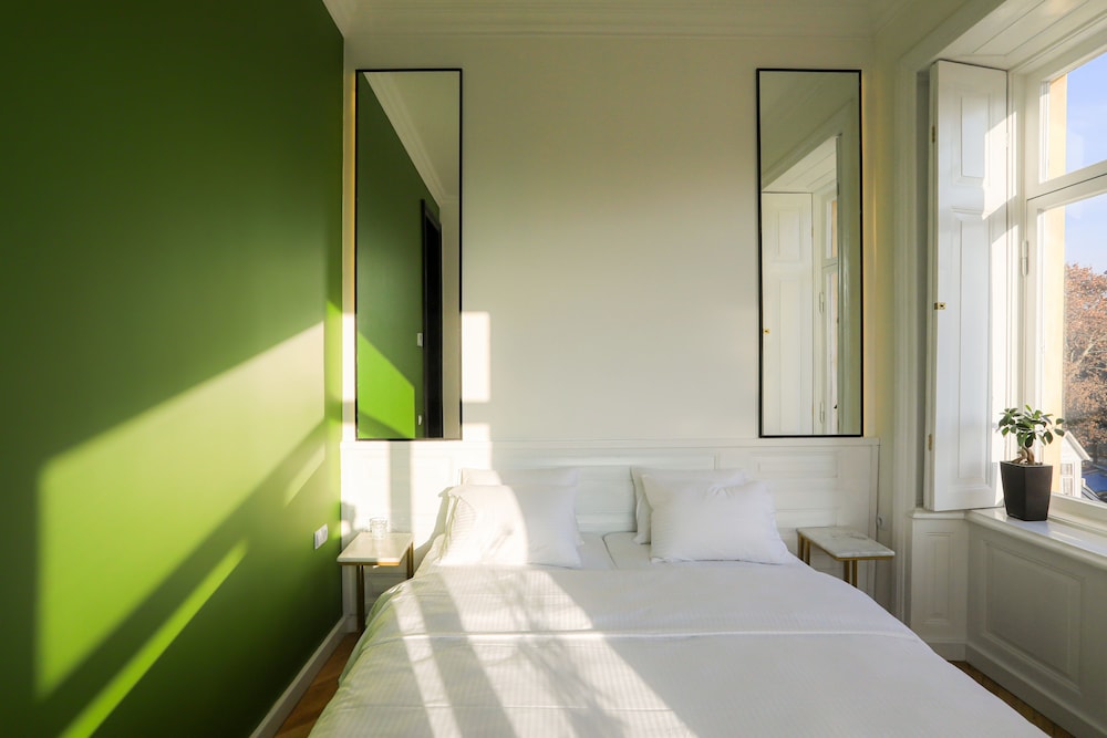 Unfound Door - Design Hotel 16