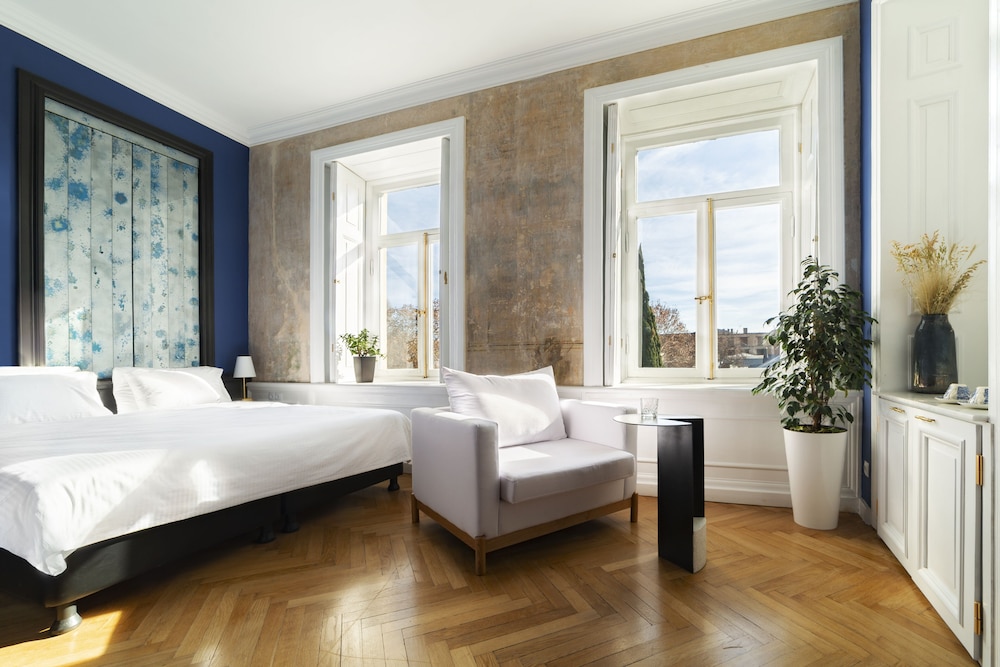 Unfound Door - Design Hotel 6