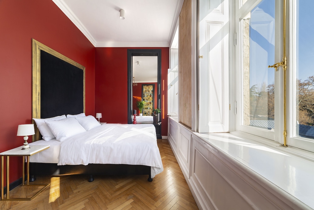 Unfound Door - Design Hotel 14