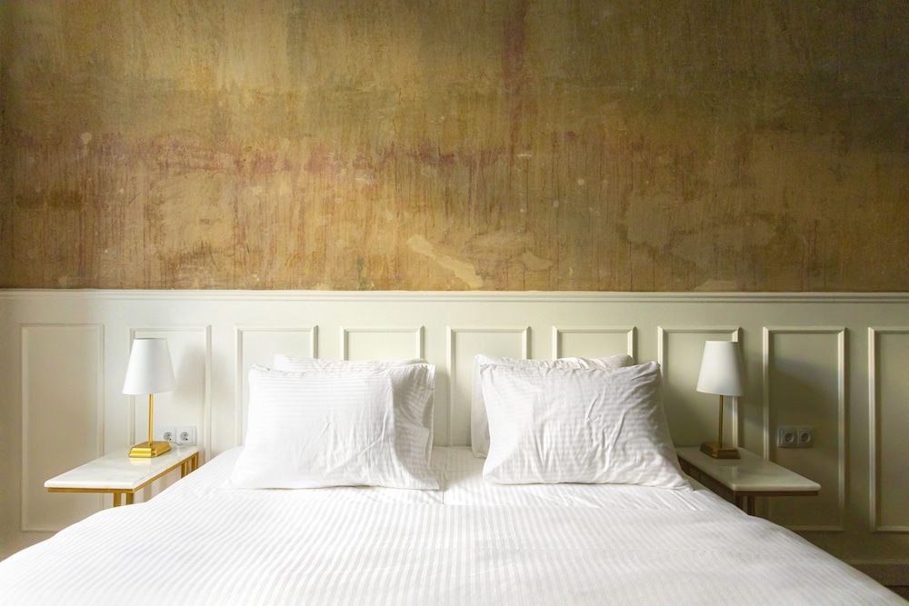Unfound Door - Design Hotel 18
