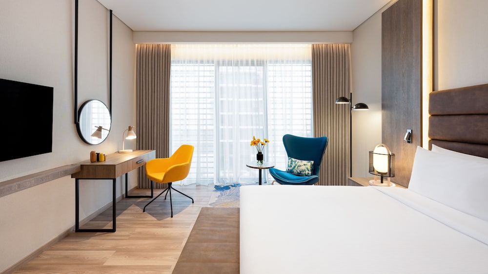 voco Dubai The Palm 9