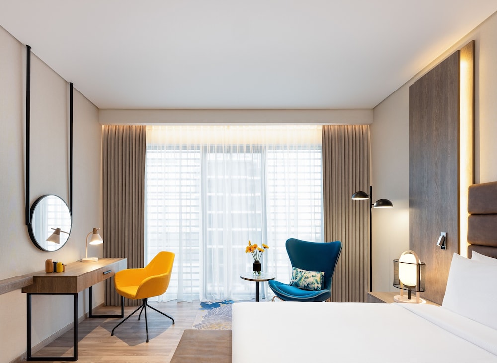voco Dubai The Palm 12