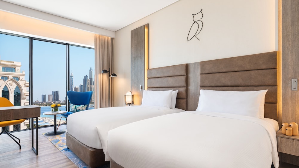 voco Dubai The Palm 17