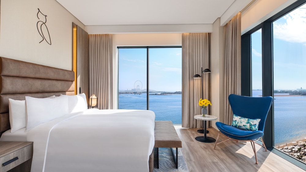 voco Dubai The Palm 13