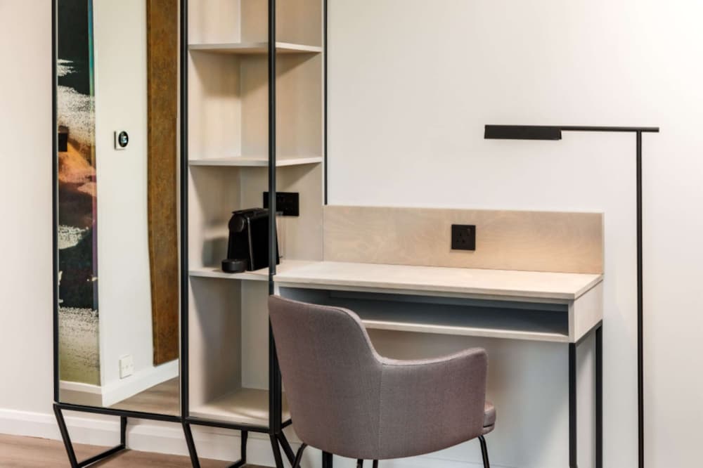 Spark by Hilton London Romford 19