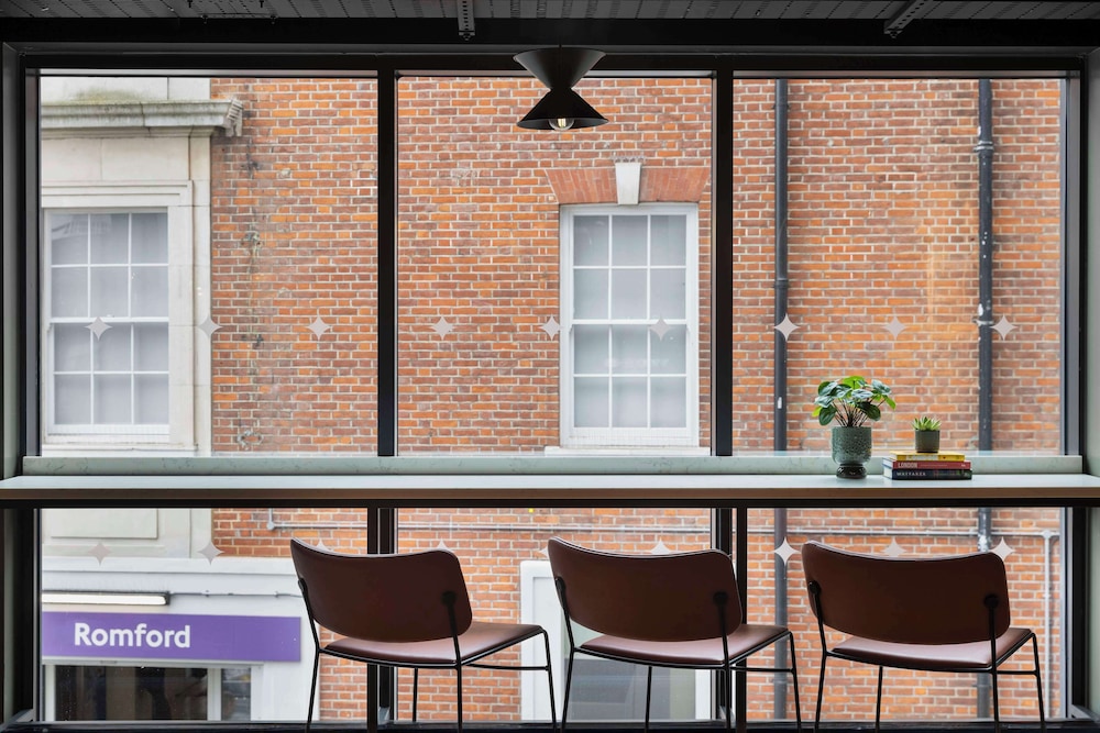 Spark by Hilton London Romford 3