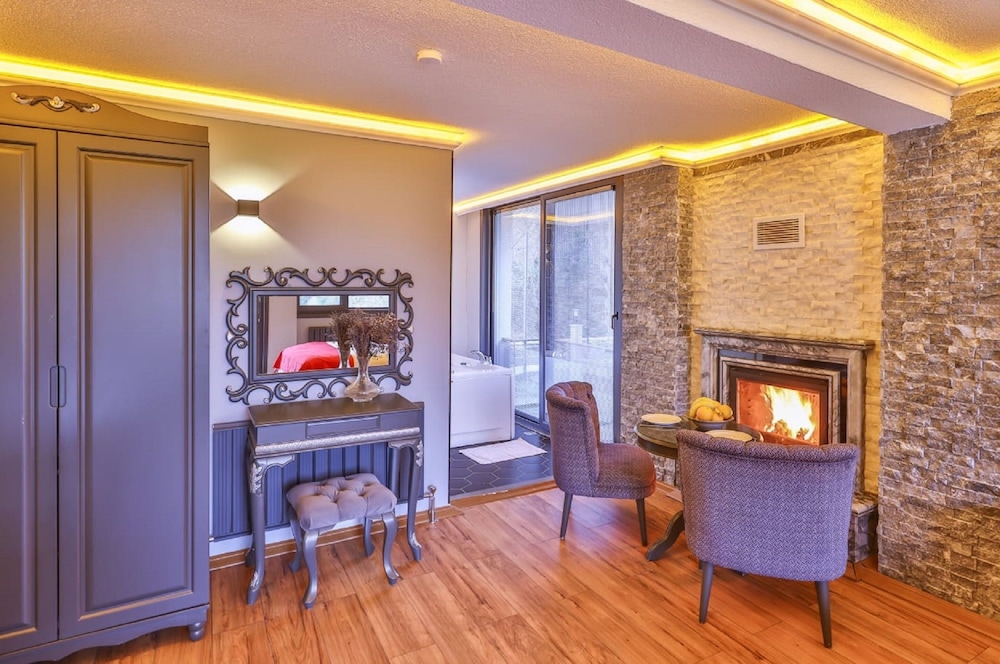 Agva Pieria Luxury Hotel 24