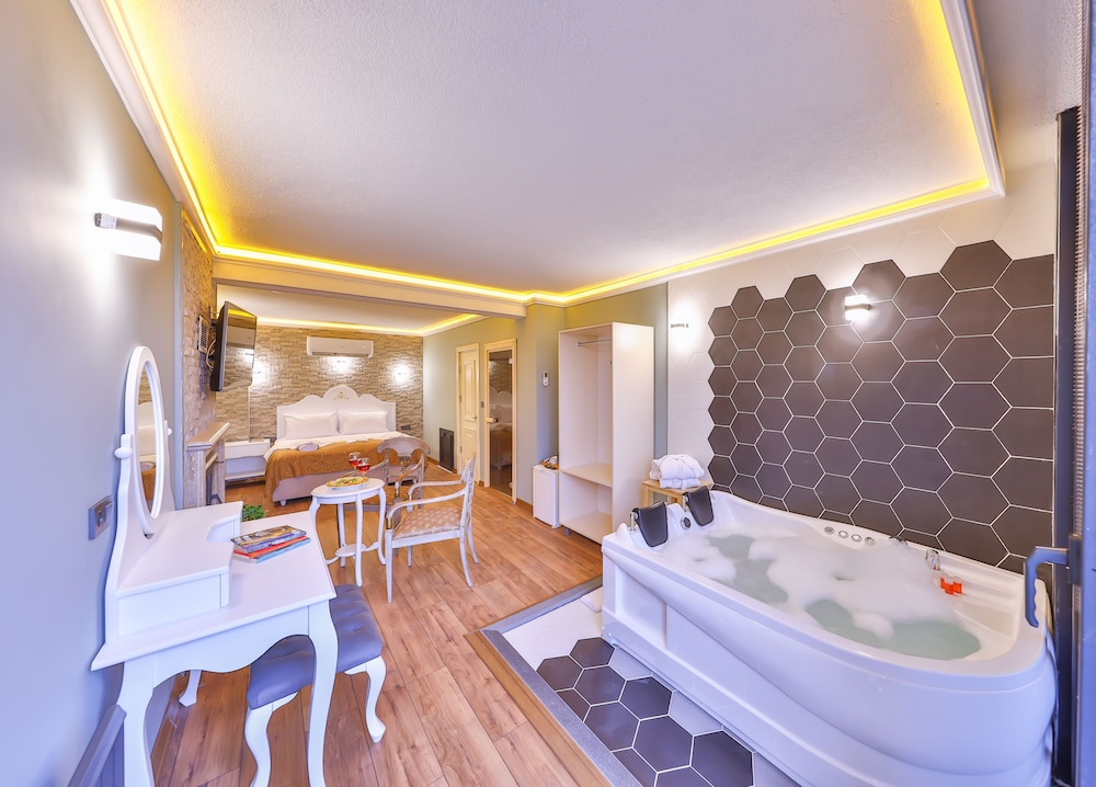 Agva Pieria Luxury Hotel 10