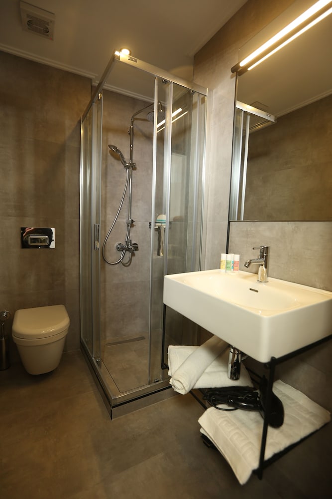 Moja City Hotel 14