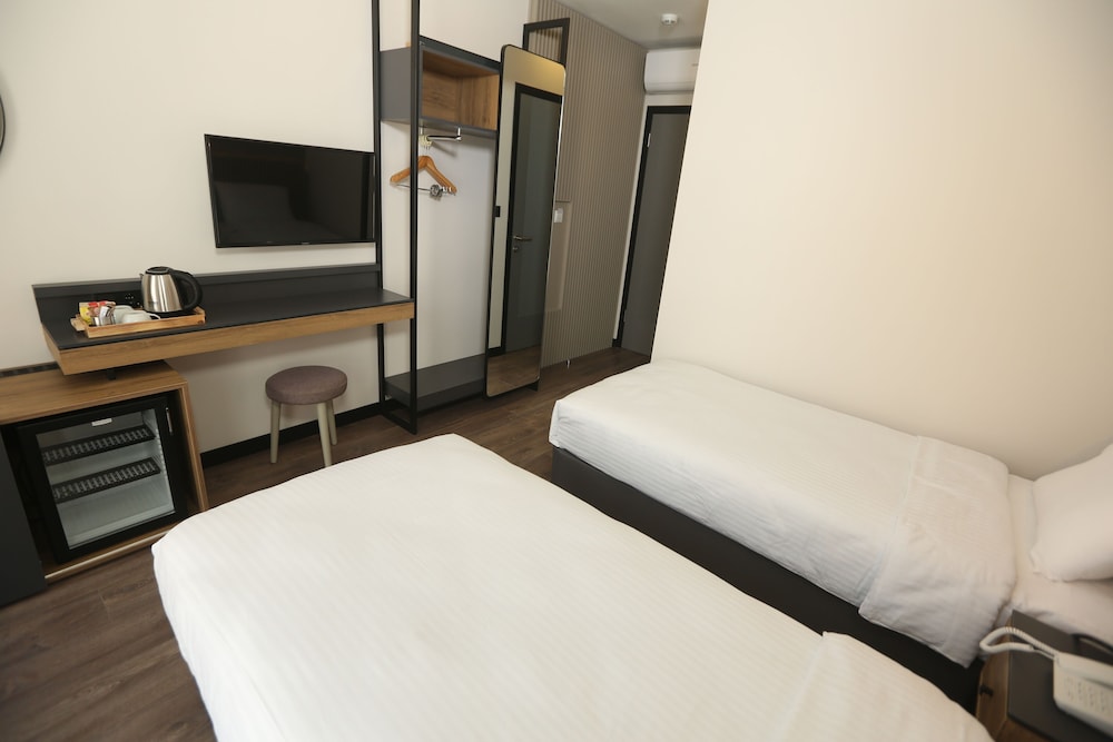 Moja City Hotel 7
