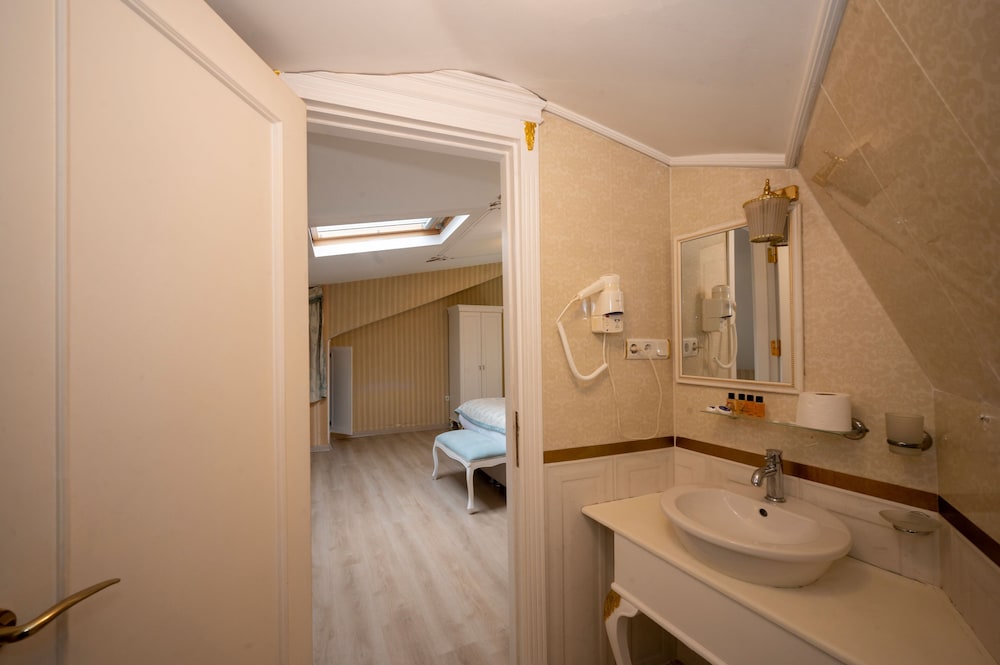 Villa Paradiso Hotel 24