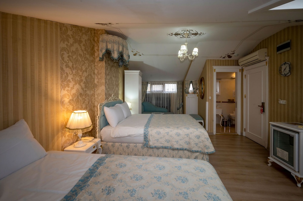 Villa Paradiso Hotel 3