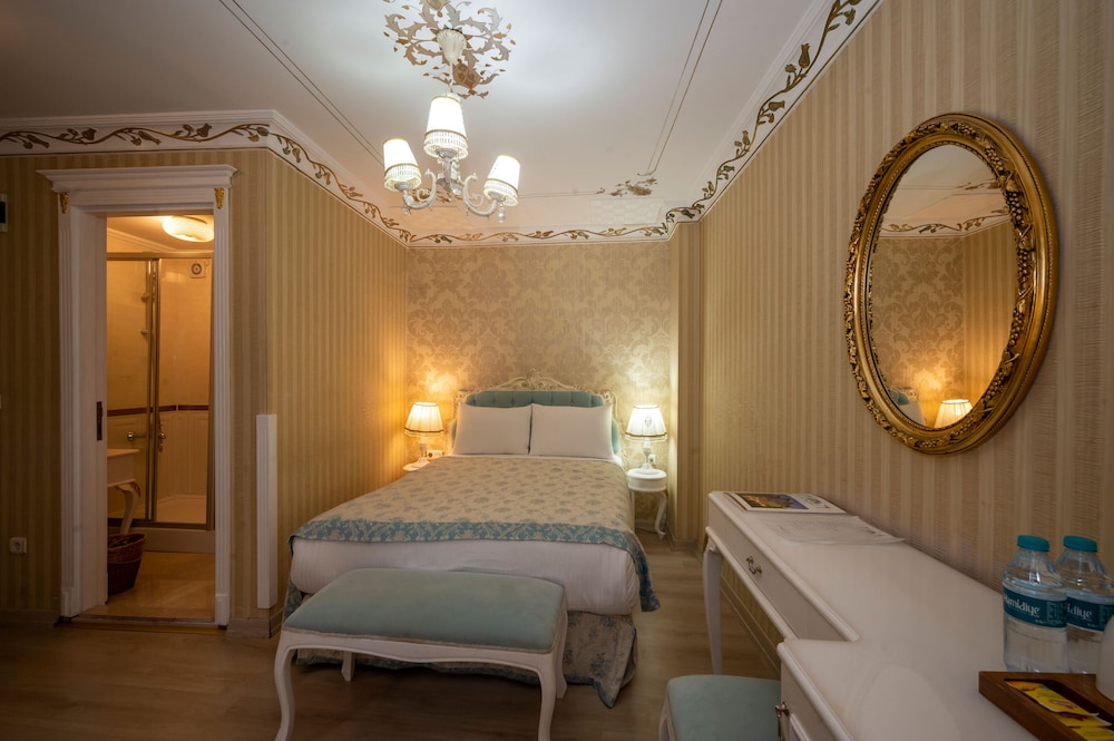 Villa Paradiso Hotel 8