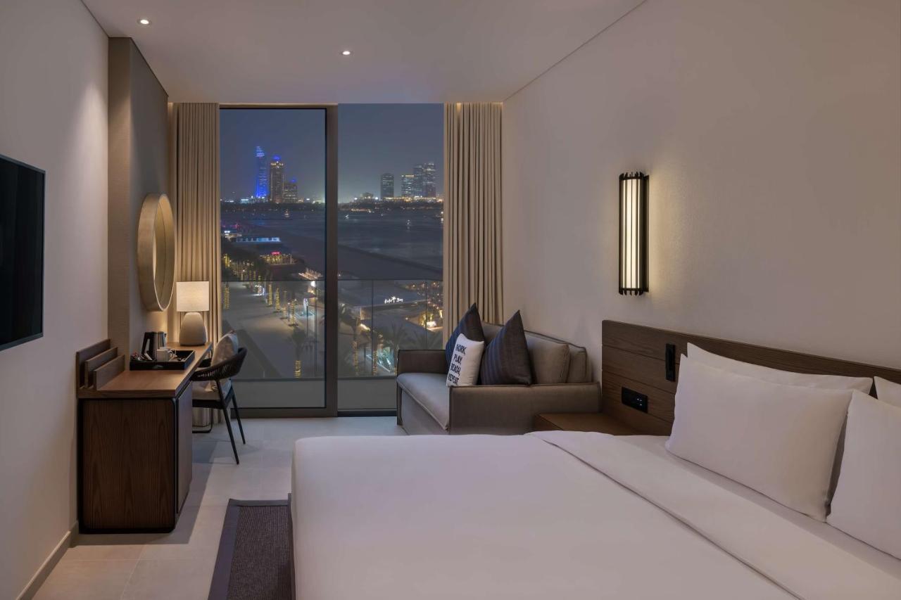 Radisson Beach Resort Palm Jumeirah 2