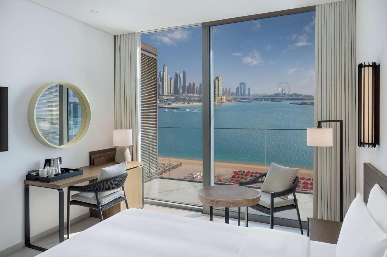 Radisson Beach Resort Palm Jumeirah 3
