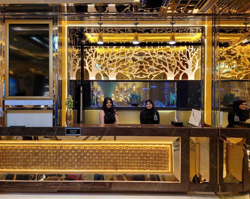 Camphor Hotel 6