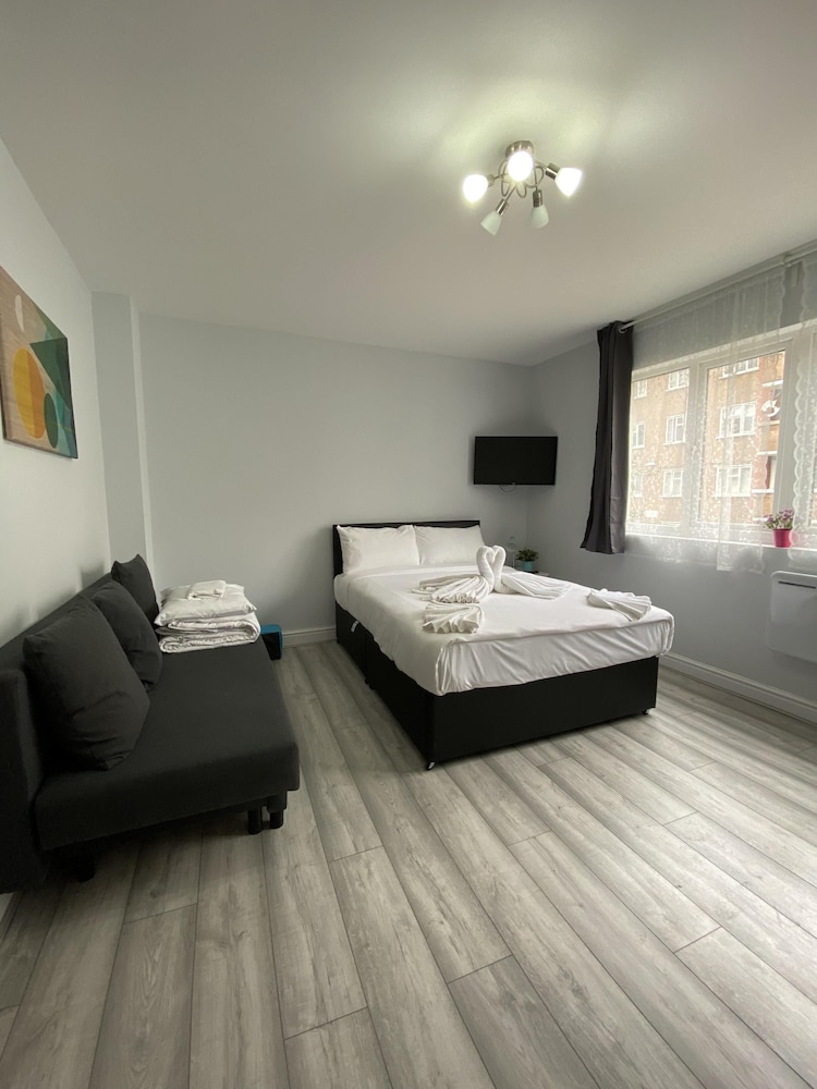 Citymax Aldgate Studios