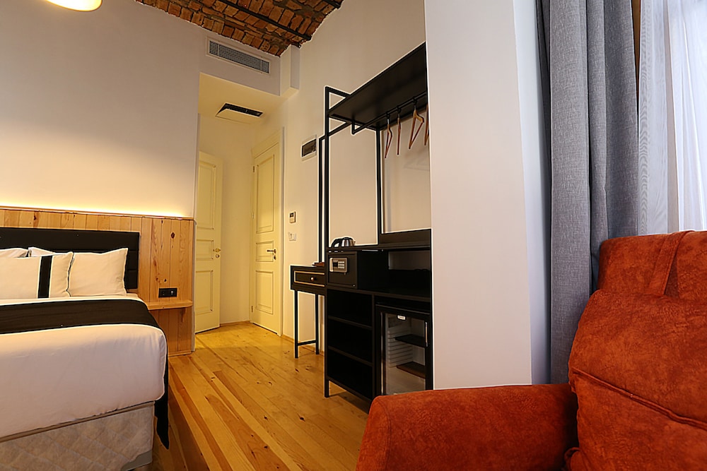 Kamil Bey Suites Beyoglu 12
