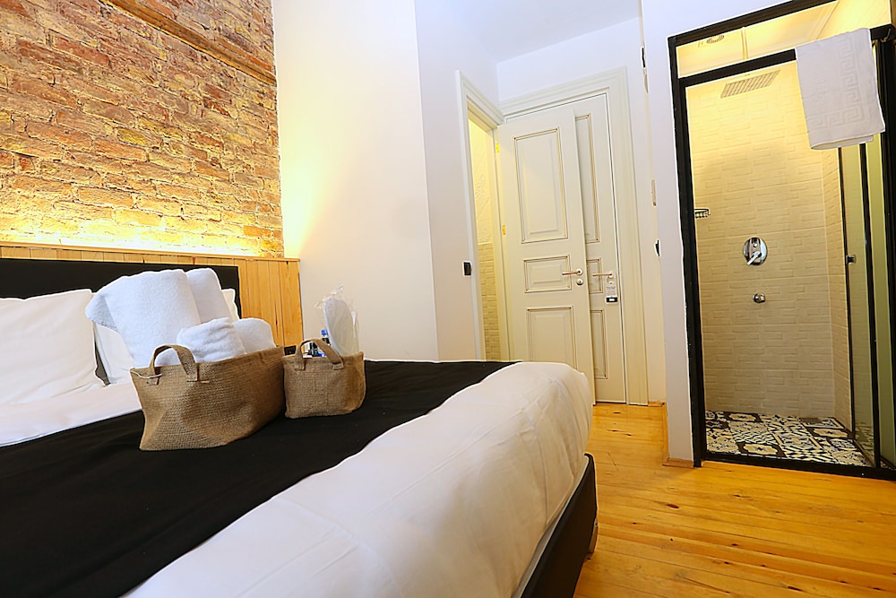 Kamil Bey Suites Beyoglu 8