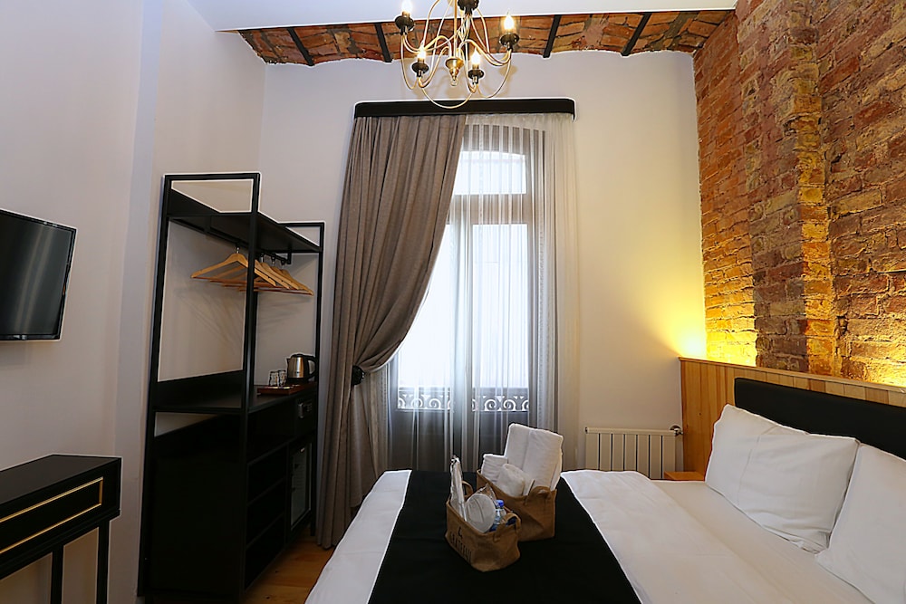 Kamil Bey Suites Beyoglu 9
