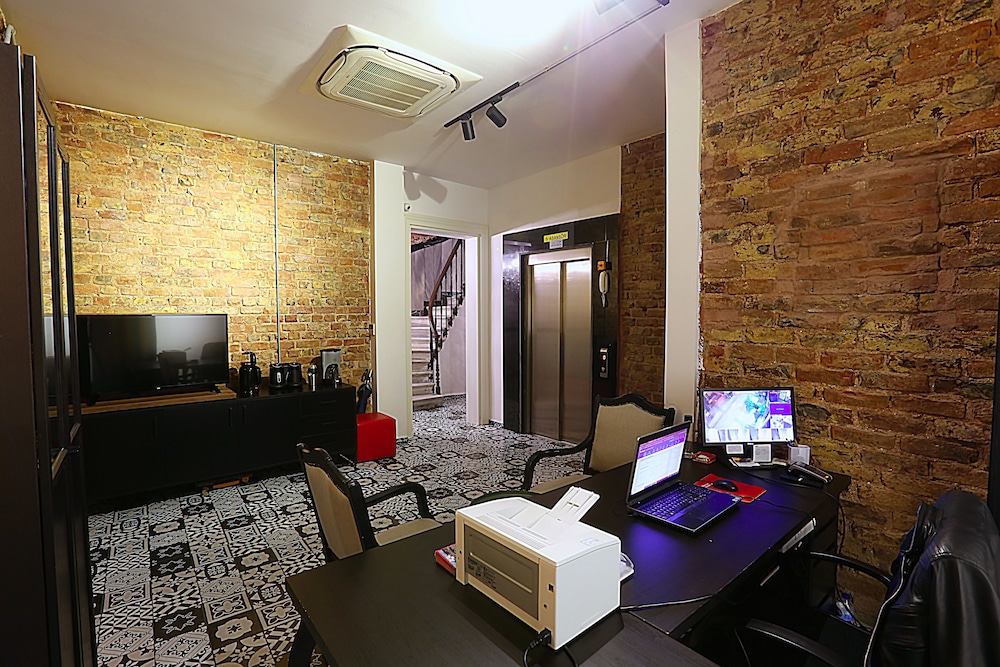 Kamil Bey Suites Beyoglu 3