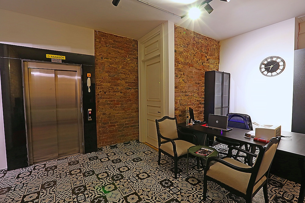 Kamil Bey Suites Beyoglu 4