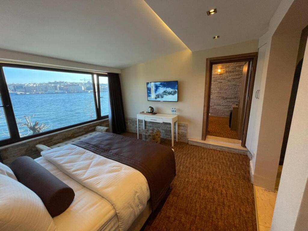Weingart Seaside Hotel 15